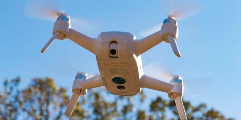 Selfies from the sky made simple by Yuneec Breeze